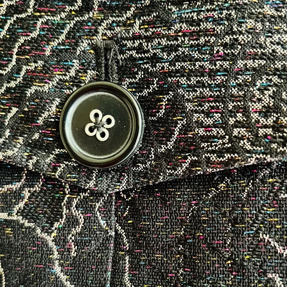 Chico’s woman’s metallic brocade jacket, Black/Silver, size 0 beautiful pattern- - Picture 11 of 16